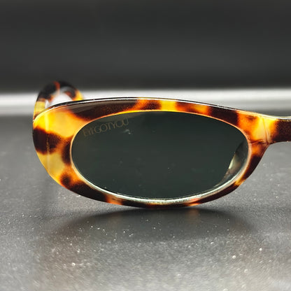 low key. (tortoise shell)