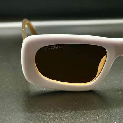 atlas. (white w/ brown temple)