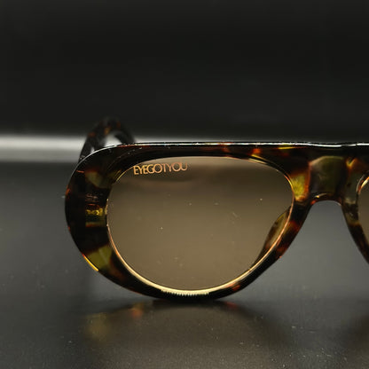 jet. (tortoise shell)